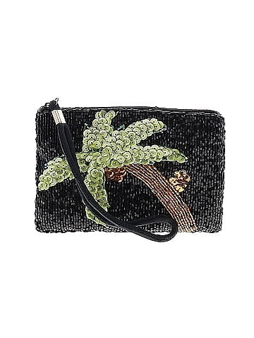 Unbranded Wristlet (view 1)