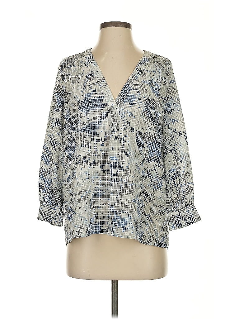 Click to view more detailed imagery on our partner's website Pre-owned Joie 3/4 Sleeve Silk Top Blue Plunge Neckline Tops