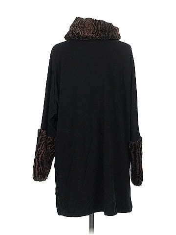 Capote Poncho (view 2)