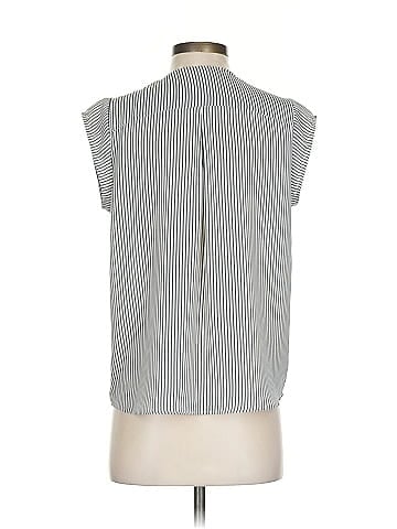 H&M Sleeveless Button-Down Shirt (view 2)