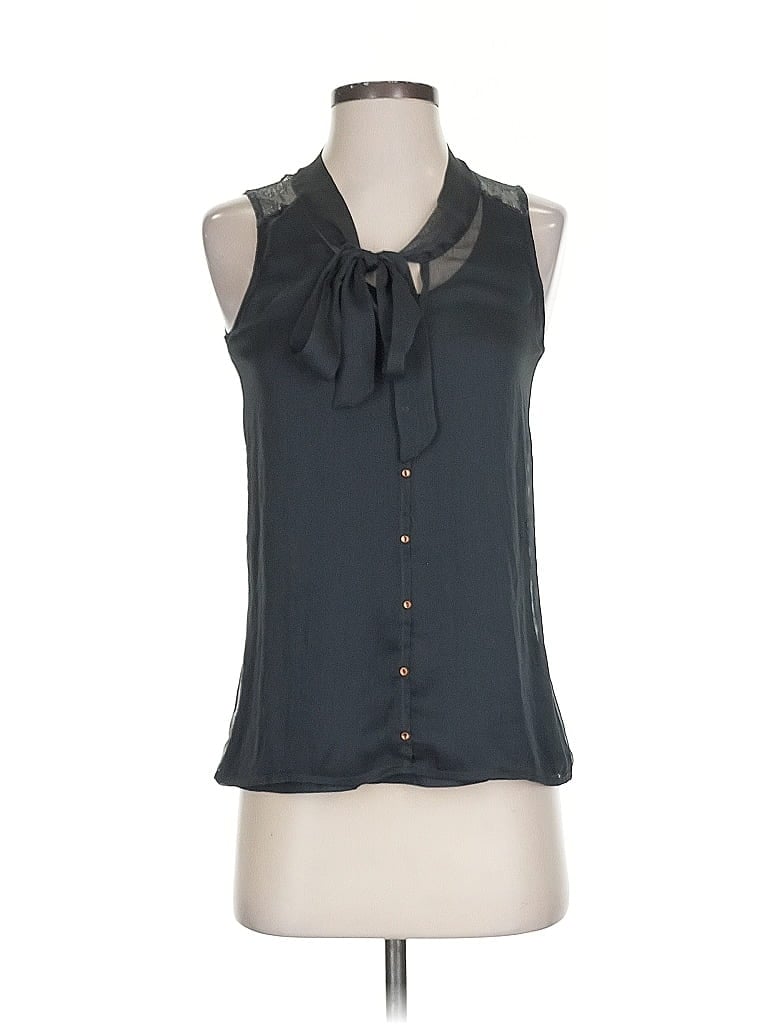 Pre-owned The Limited Sleeveless Blouse In Blue