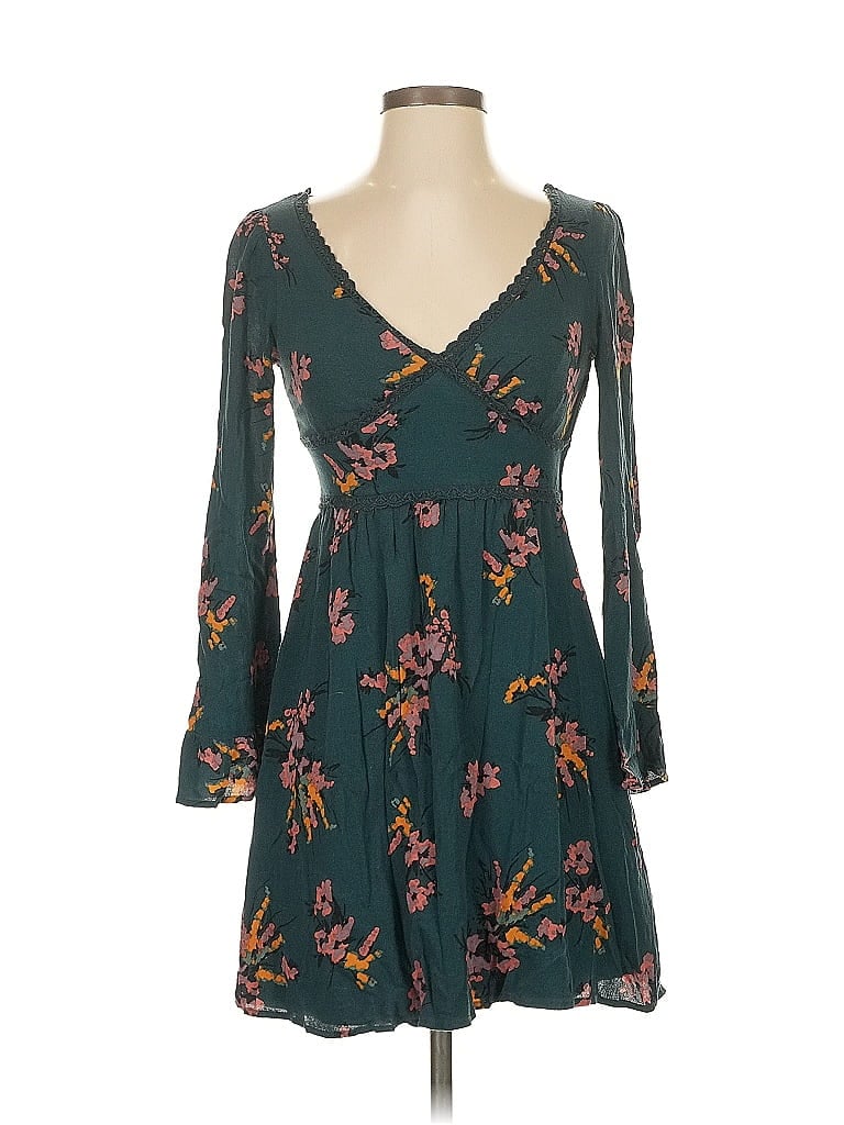 Pre-owned Xhilaration Casual Dress In Blue