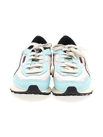 Puma Sneakers (view 2)