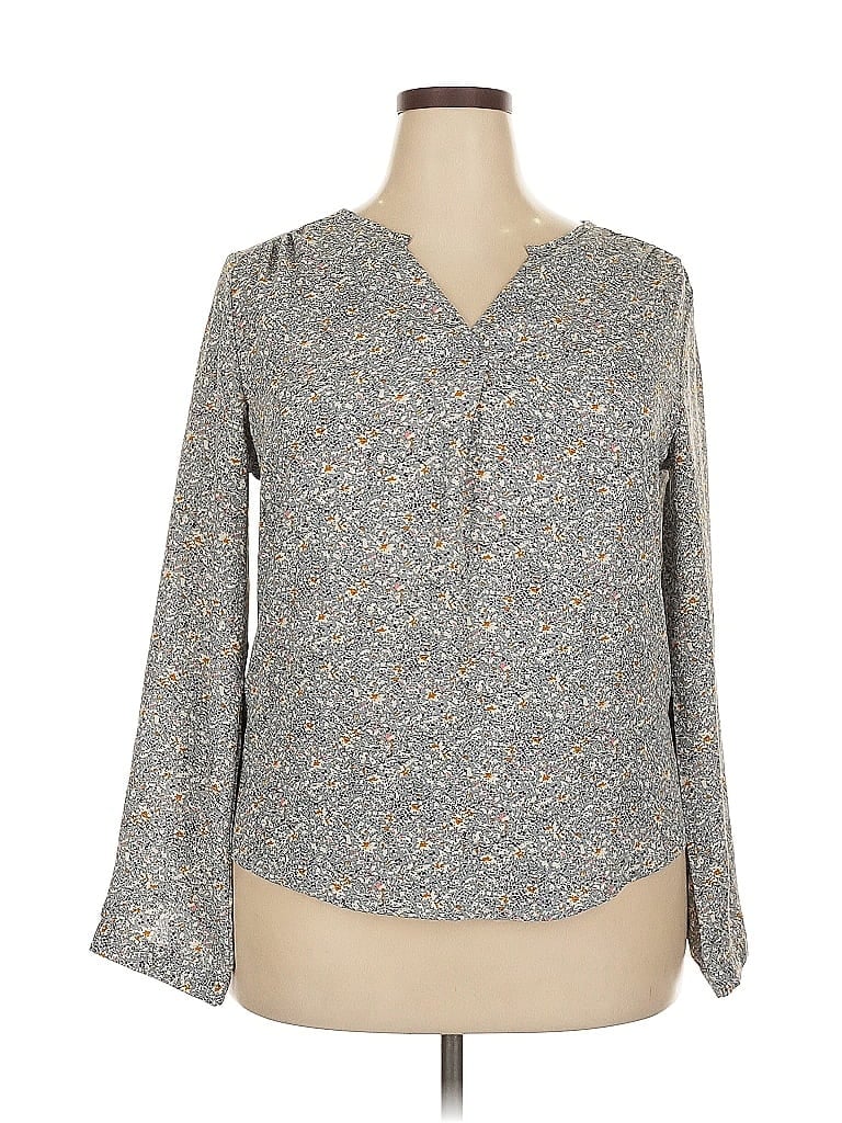 Click to view more detailed imagery on our partner's website Pre-owned Assorted Brands 3/4 Sleeve Blouse In Gray