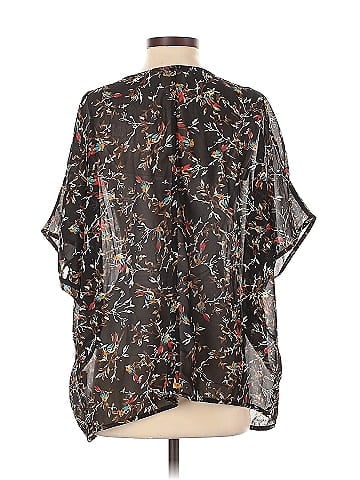 Bar III Kimono (view 2)