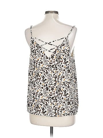ASTR The Label Sleeveless Top (view 2)