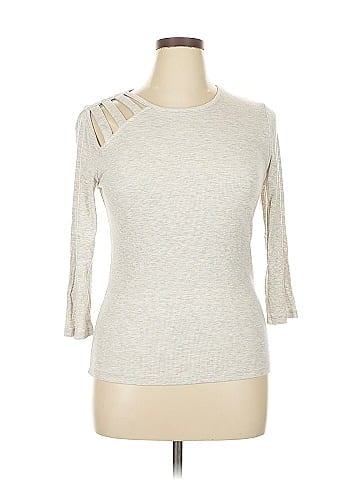 red by BKE 3/4 Sleeve Top (view 1)