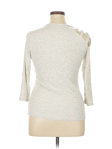 red by BKE 3/4 Sleeve Top (view 2)