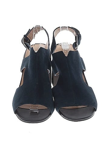 Market and Spruce Heels (view 2)