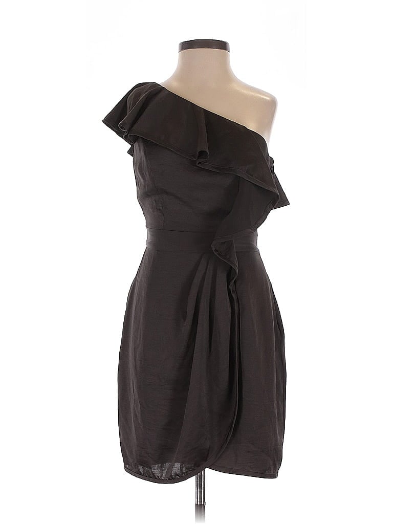 Click to view more detailed imagery on our partner's website Pre-owned Bcbgeneration Cocktail Dress In Gray