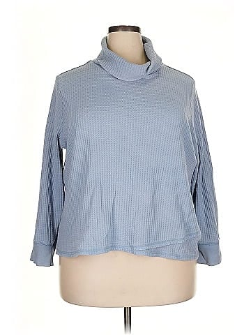 Como Vintage Long Sleeve Turtleneck (view 1)