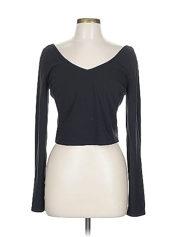 Lululemon Athletica Long Sleeve T-Shirt (view 1)
