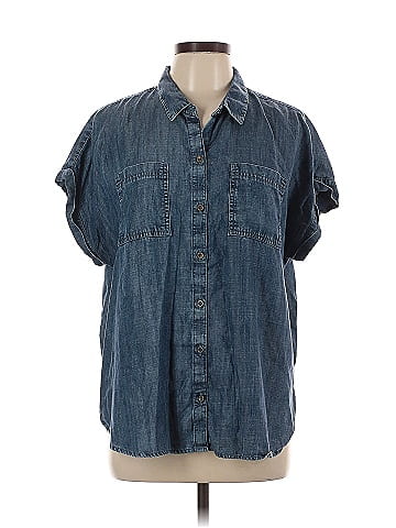 Natural Reflections Short Sleeve Button-Down Shirt (view 1)