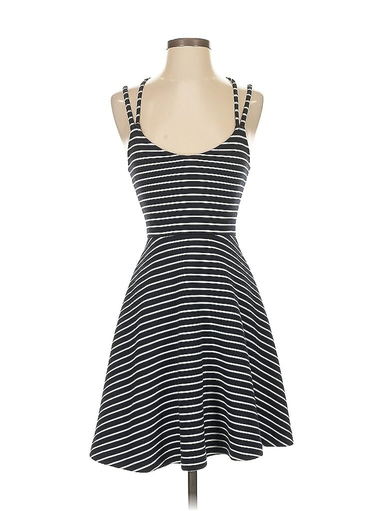 Click to view more detailed imagery on our partner's website Pre-owned French Connection Casual Dress In Black