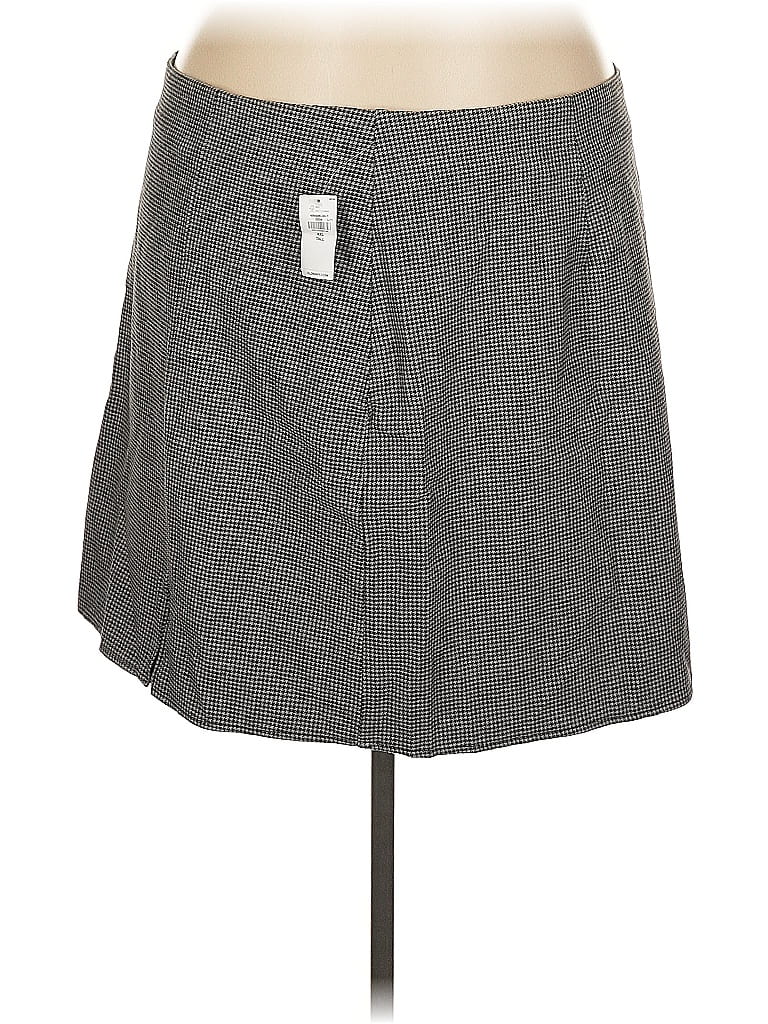 Pre-owned Old Navy Casual Skirt In Gray