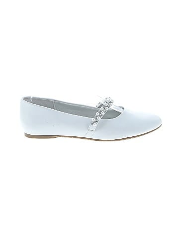 Nina Flats (view 1)