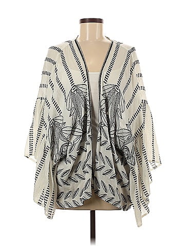 Akemi + Kin Kimono (view 1)