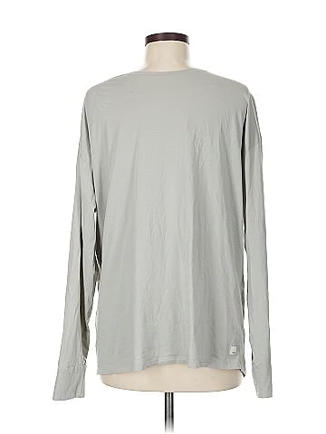 Vuori Long Sleeve T-Shirt (view 2)
