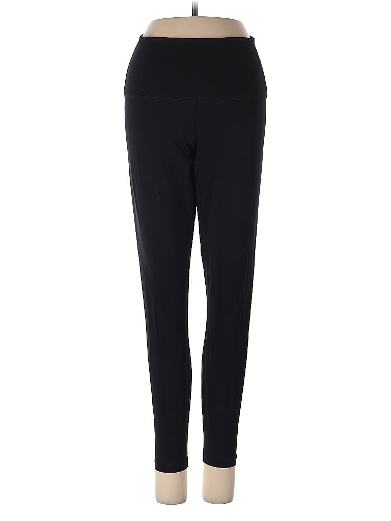 Click to view more detailed imagery on our partner's website Pre-owned Everlane Active Pants In Black