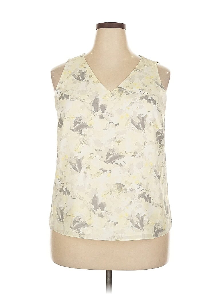 Pre-owned Nine West Sleeveless Blouse In Yellow