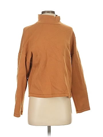 Leze the label Turtleneck Sweater (view 1)