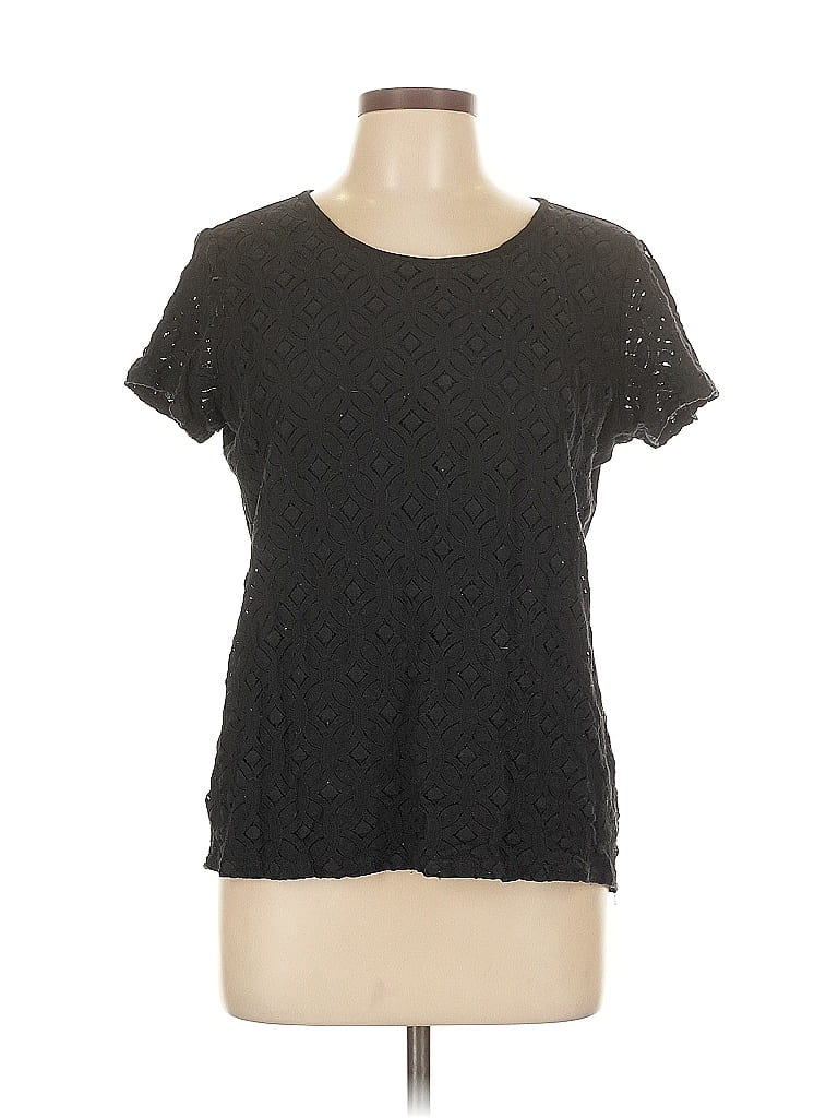 Click to view more detailed imagery on our partner's website Pre-owned Market & Spruce Short Sleeve Top Black Crew Neck Tops