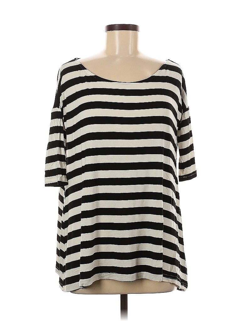 Click to view more detailed imagery on our partner's website Pre-owned Bdg 3/4 Sleeve T-shirt In Black