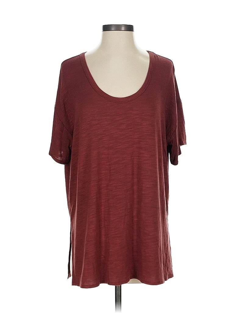 Pre-owned Old Navy Short Sleeve T-shirt In Burgundy