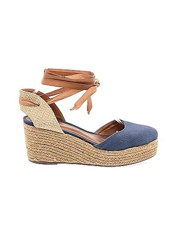 Schutz Wedges (view 1)