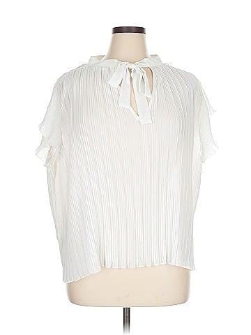 showpo Sleeveless Blouse (view 1)