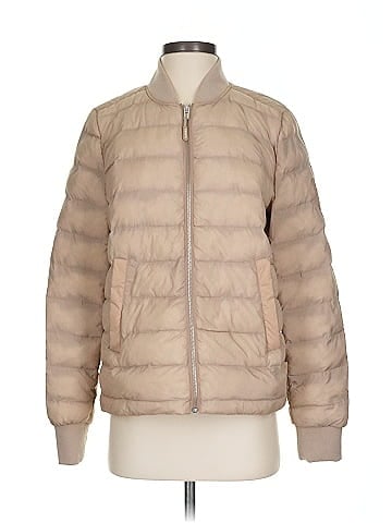 Closed Jacket (view 1)