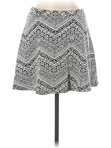 No Boundaries Casual Skirt (view 1)