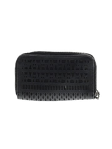Unbranded Wallet (view 2)