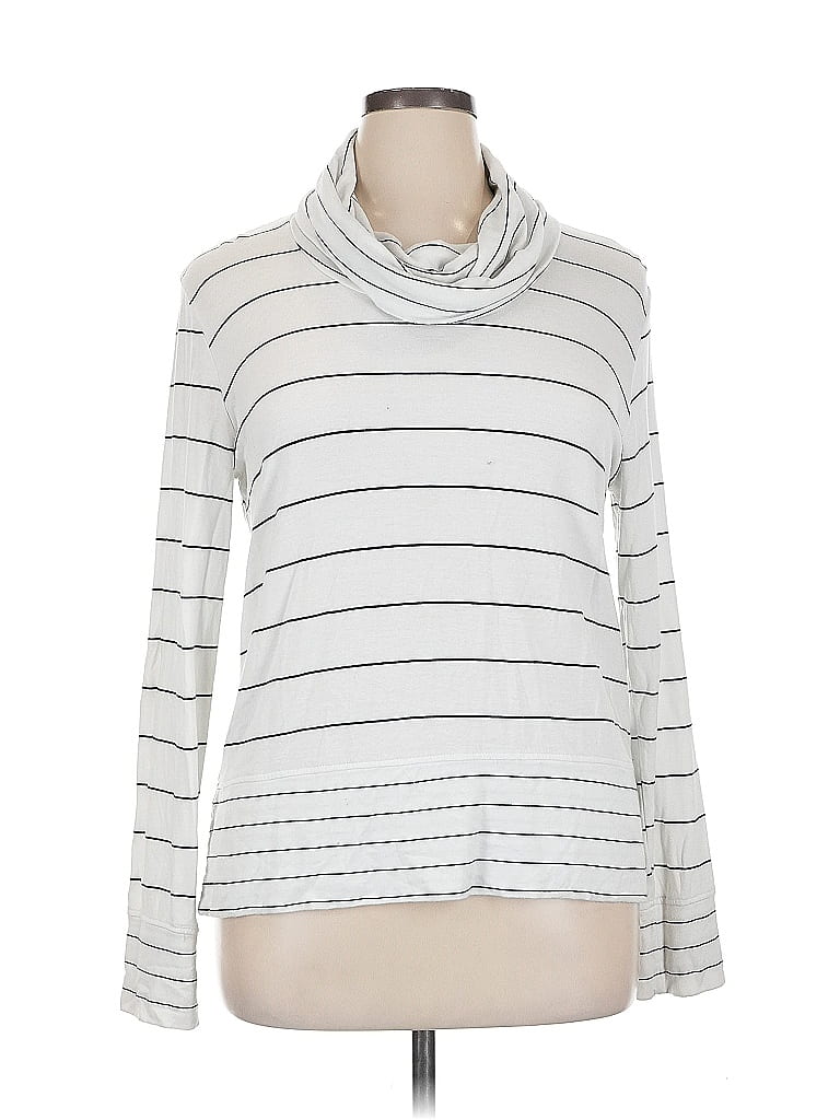 Pre-owned Cable & Gauge Turtleneck Sweater In Silver