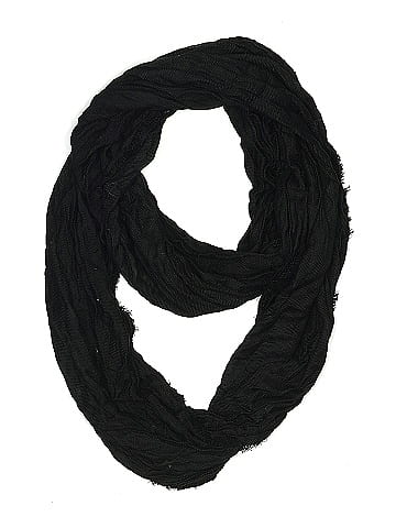Isa & Stef Scarf (view 1)