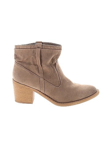 Qupid Ankle Boots (view 1)
