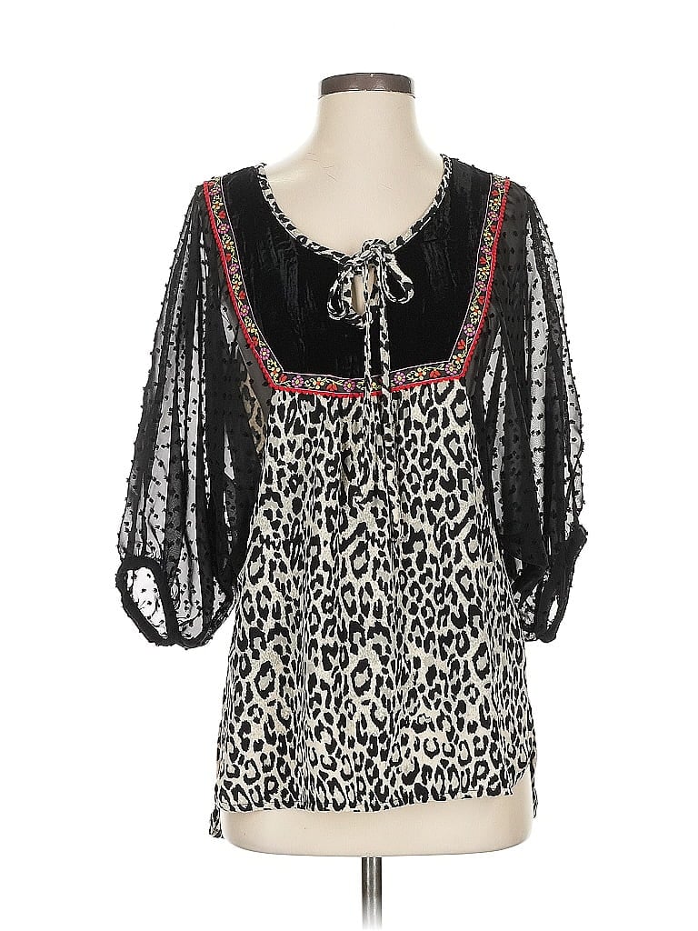 Click to view more detailed imagery on our partner's website Pre-owned Ivy Jane 3/4 Sleeve Blouse In Black