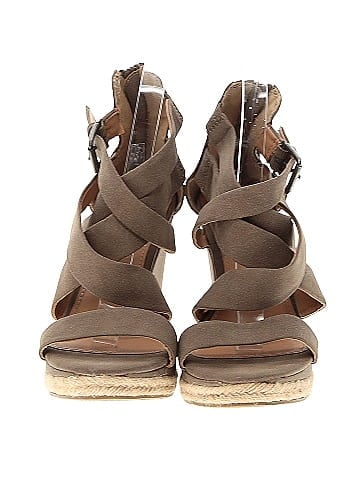 REPORT Wedges (view 2)