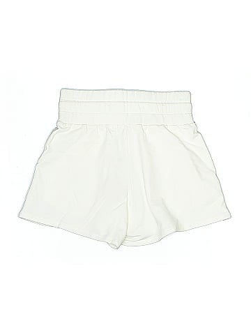Ladaire Shorts (view 2)
