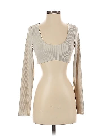Alo 3/4 Sleeve T-Shirt (view 1)