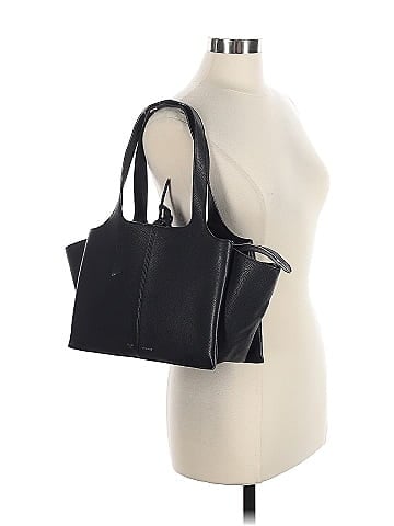 Céline Leather Tri-Fold Shoulder Bag (view 2)