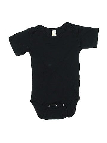 Laughing Giraffe Short Sleeve Onesie (view 1)