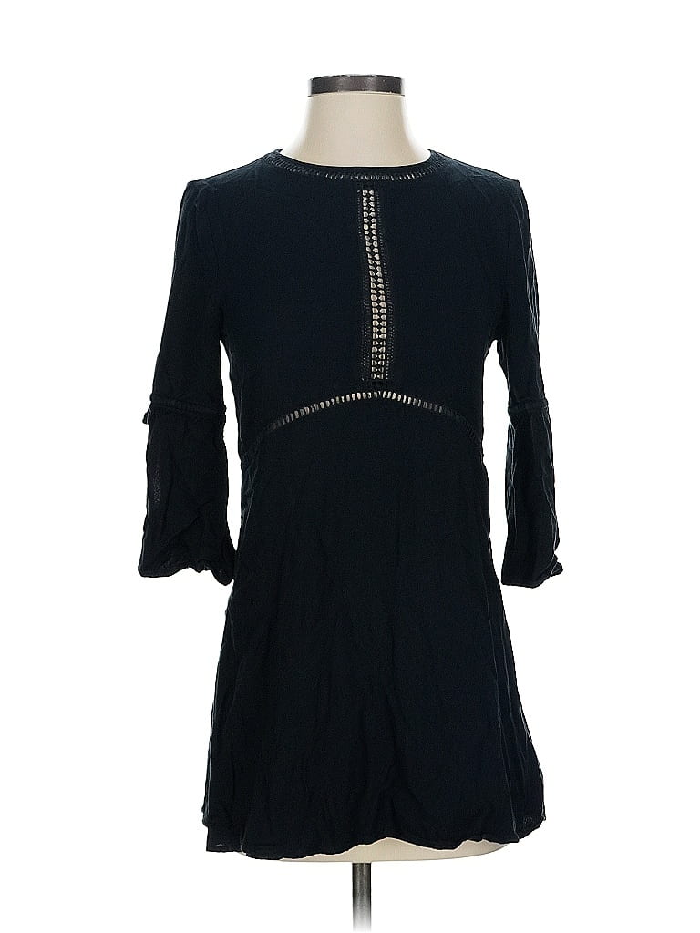 Click to view more detailed imagery on our partner's website Pre-owned Amuse Society Casual Dress In Black