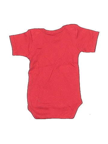 Laughing Giraffe Short Sleeve Onesie (view 2)