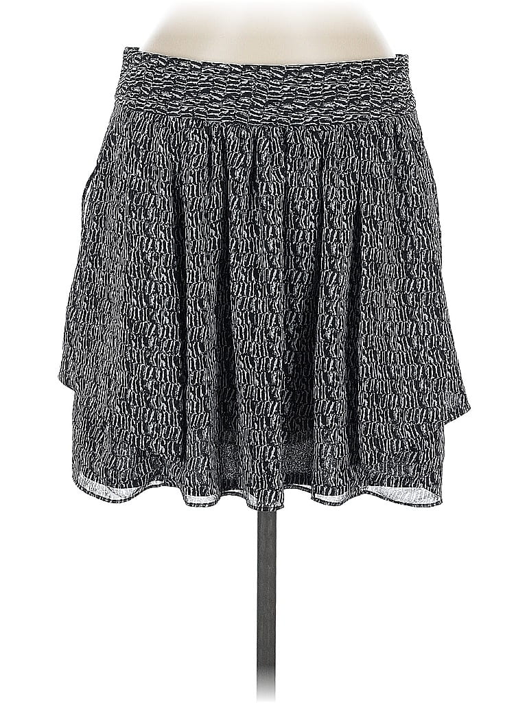 Click to view more detailed imagery on our partner's website Pre-owned Gap Casual Skirt In Gray