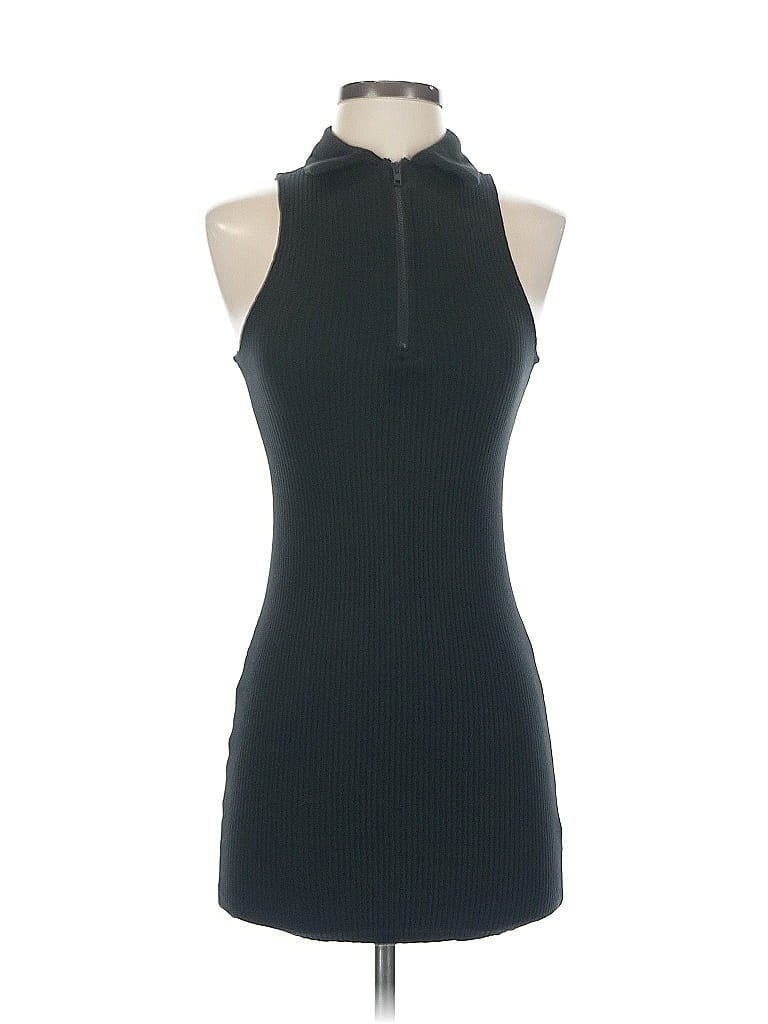 Click to view more detailed imagery on our partner's website Pre-owned Wild Fable Casual Dress In Black