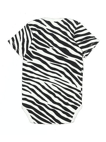 Laughing Giraffe Short Sleeve Onesie (view 2)