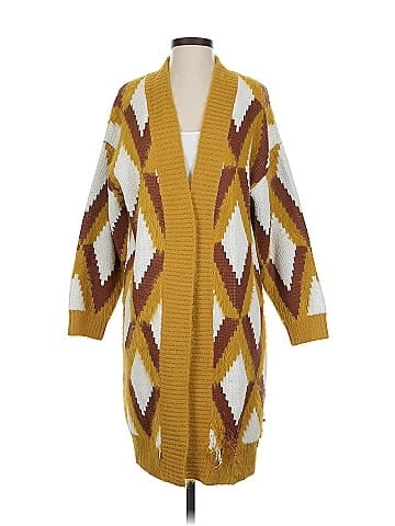 Reserved Cardigan (view 1)