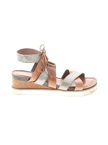 Diba True Wedges (view 1)