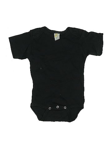 Laughing Giraffe Short Sleeve Onesie (view 1)